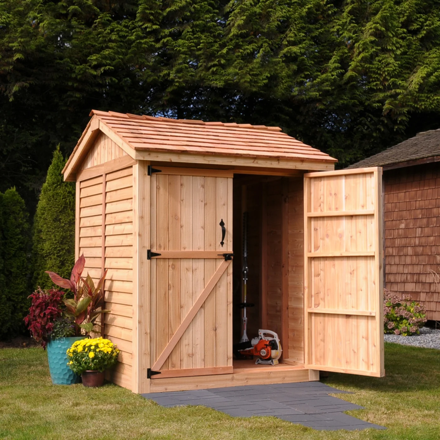 OLT 6x6 Cedar Storage Shed OLT 6x6 Cedar Storage Shed - Image 3