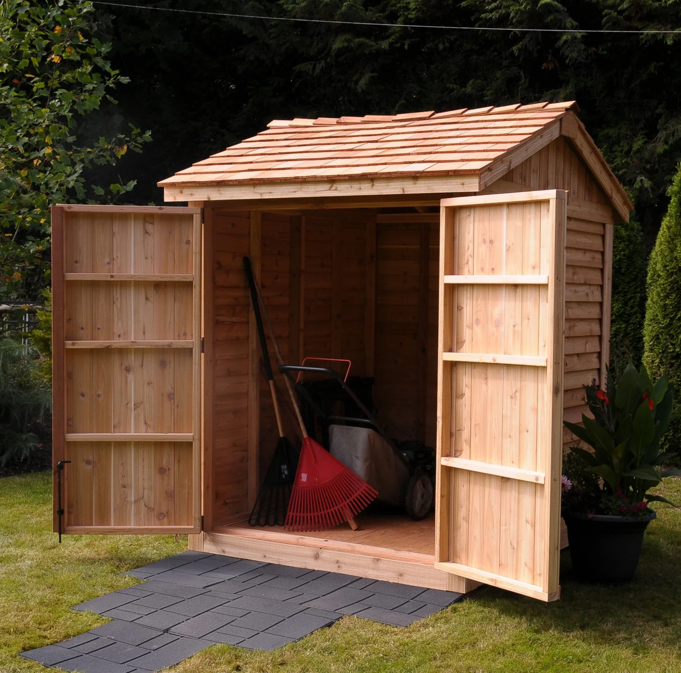 OLT 6x6 Cedar Storage Shed OLT 6x6 Cedar Storage Shed - Image 2