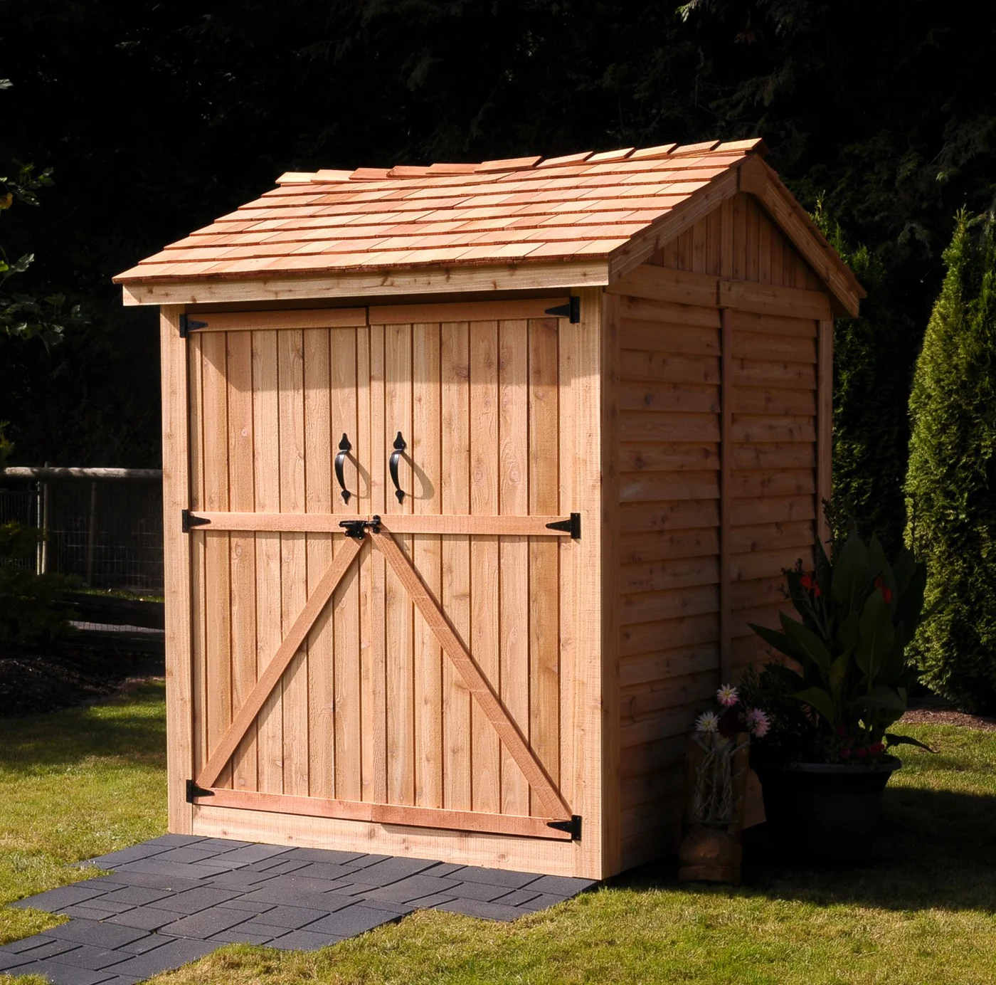 OLT 6x6 Cedar Storage Shed OLT 6x6 Cedar Storage Shed - Image 7