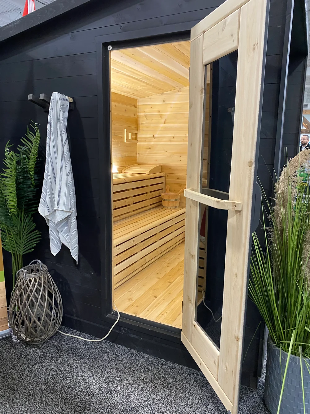 True North Jasper Cabin Outdoor Sauna True North Jasper Cabin Outdoor Sauna - Image 3